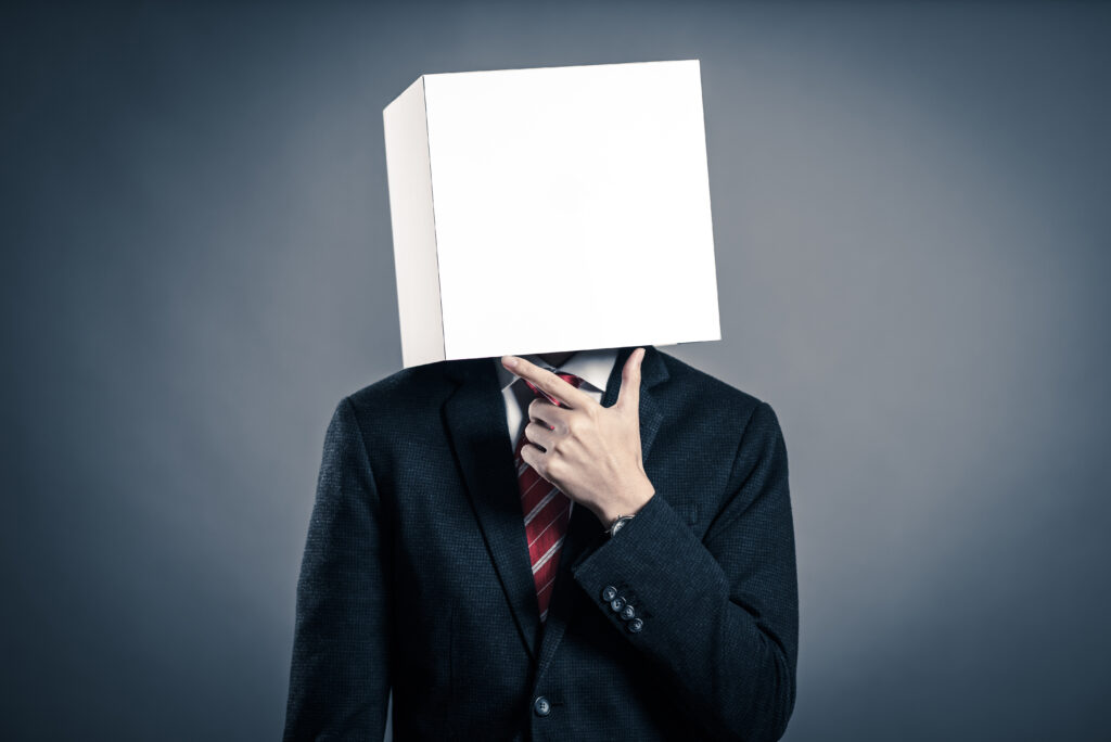 SNS運用代行が怪しいと感じられやすい背景